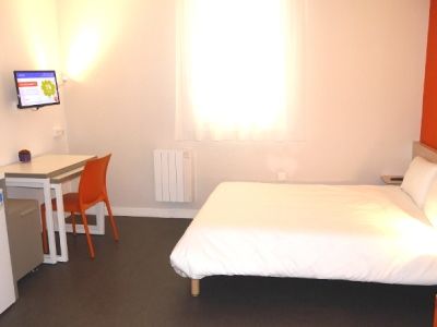 Montempo Apparthotel Paris-Velizy Экстерьер фото